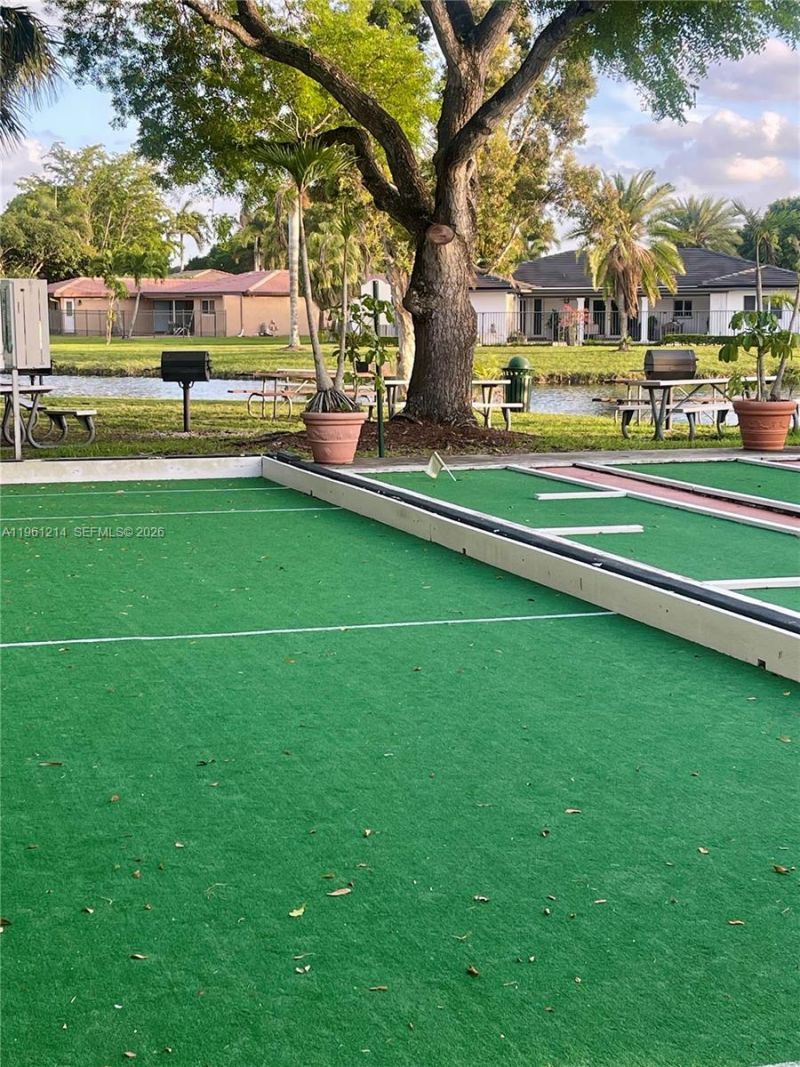 570 Royal Poinciana Ct, Weston, FL 33326 Photo