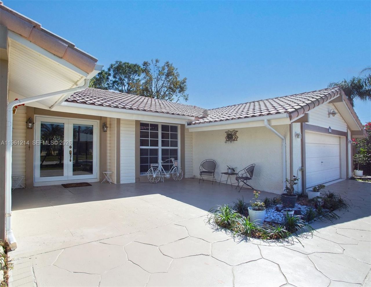 570 Royal Poinciana Ct, Weston, FL 33326 Photo