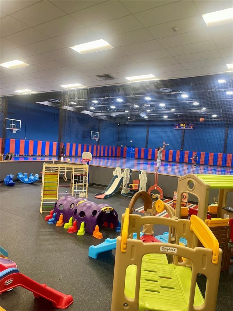 570 Royal Poinciana Ct, Weston, FL 33326 Photo