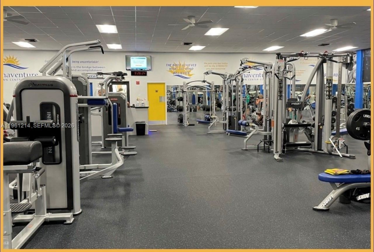 570 Royal Poinciana Ct, Weston, FL 33326 Photo