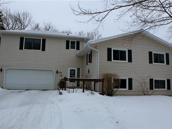 2551 Roberts Court, Altoona, WI 54720