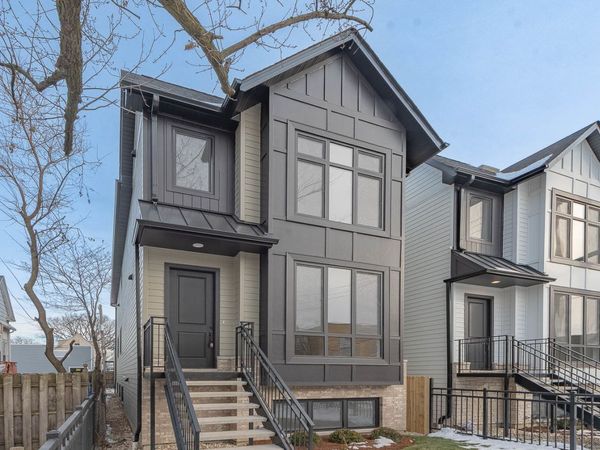 4017 N Albany Avenue, Chicago, IL 60618