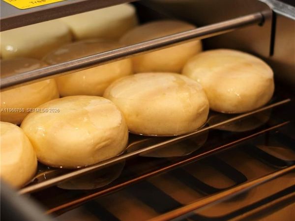 2027 Sherman St, Hollywood, FL 33020