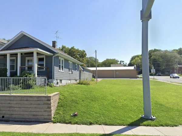 4529 11th Street, Rock Island, IL 61201