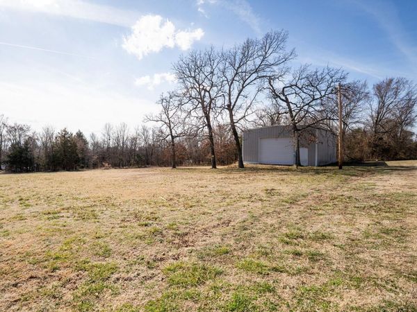380 E 437 Road , Spavinaw, OK 74366