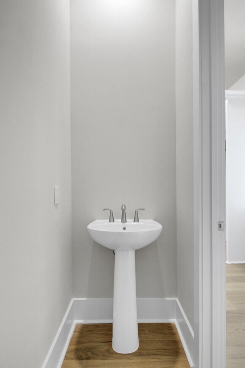 614 Du Bois Drive Photo 15