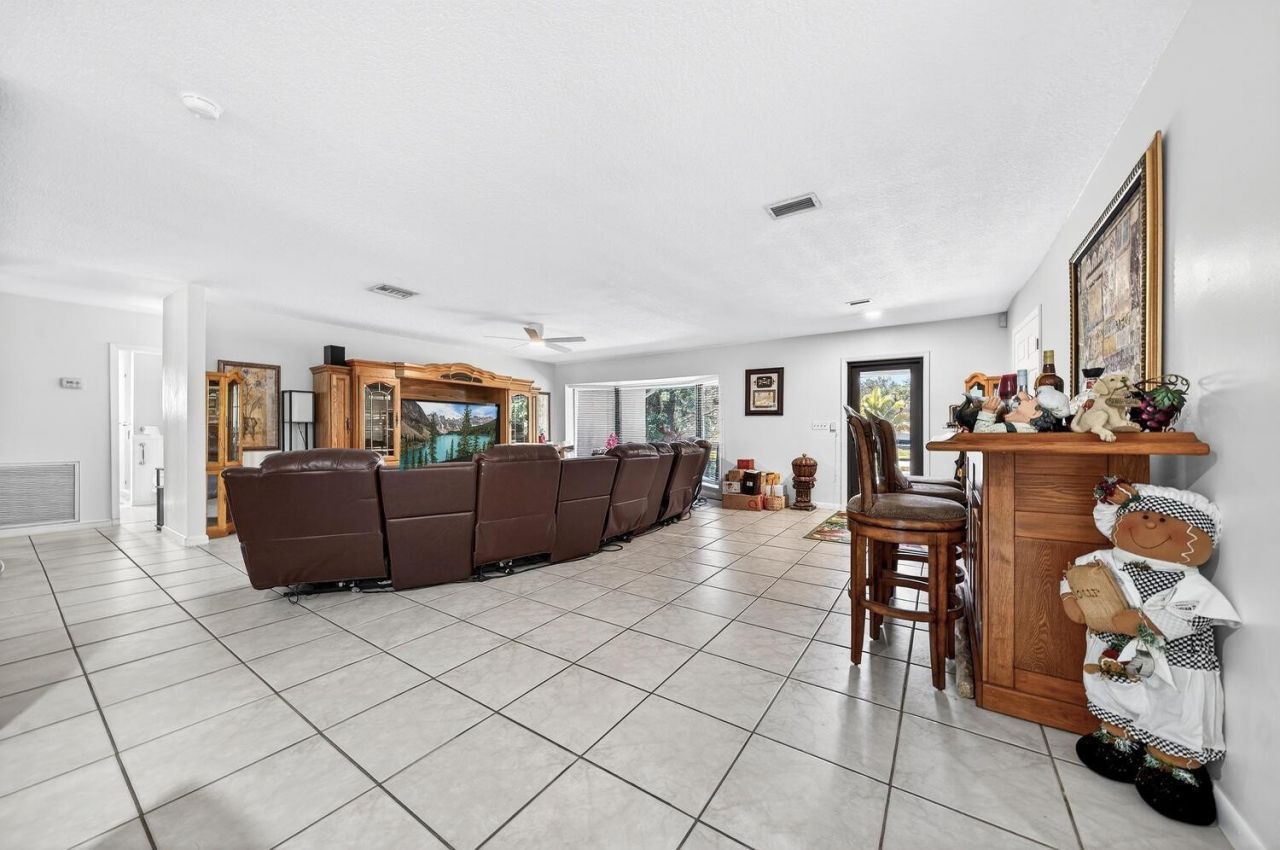 1710 SW 142nd Avenue, Davie, FL 33325 Photo