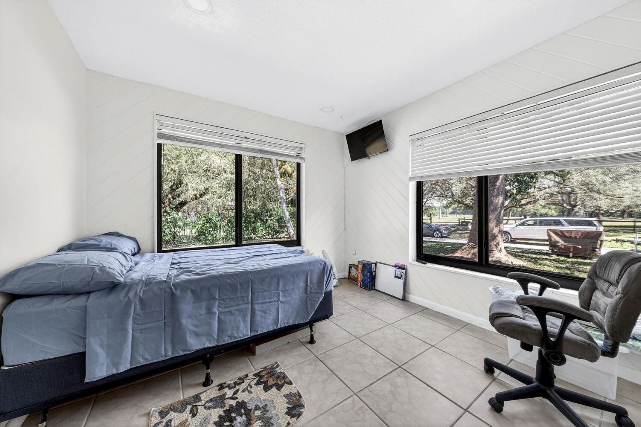 1710 SW 142nd Avenue, Davie, FL 33325 Photo