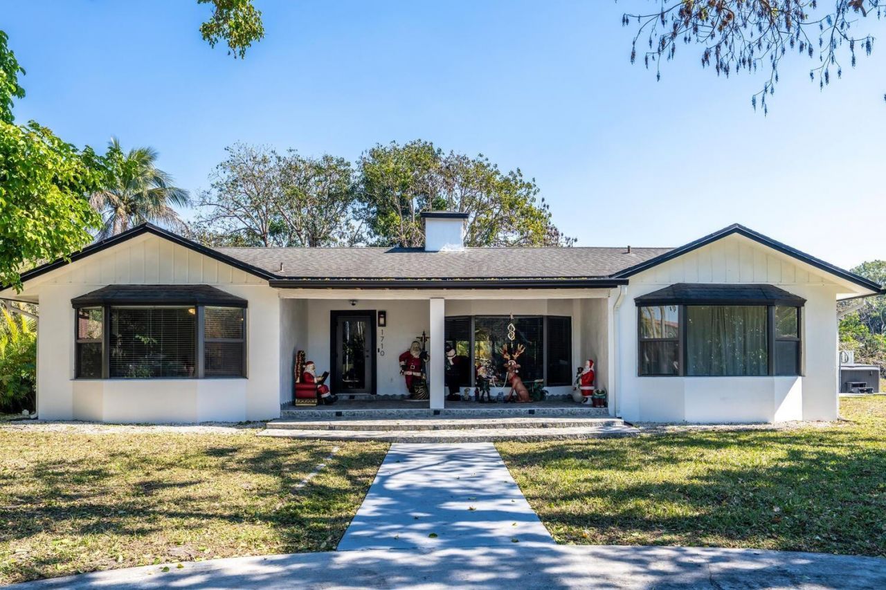 1710 SW 142nd Avenue, Davie, FL 33325 Photo