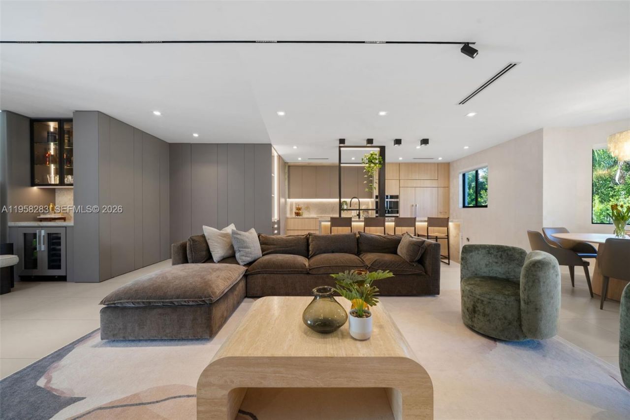 1077 Golden Cane Dr , Weston, FL 33327 Photo