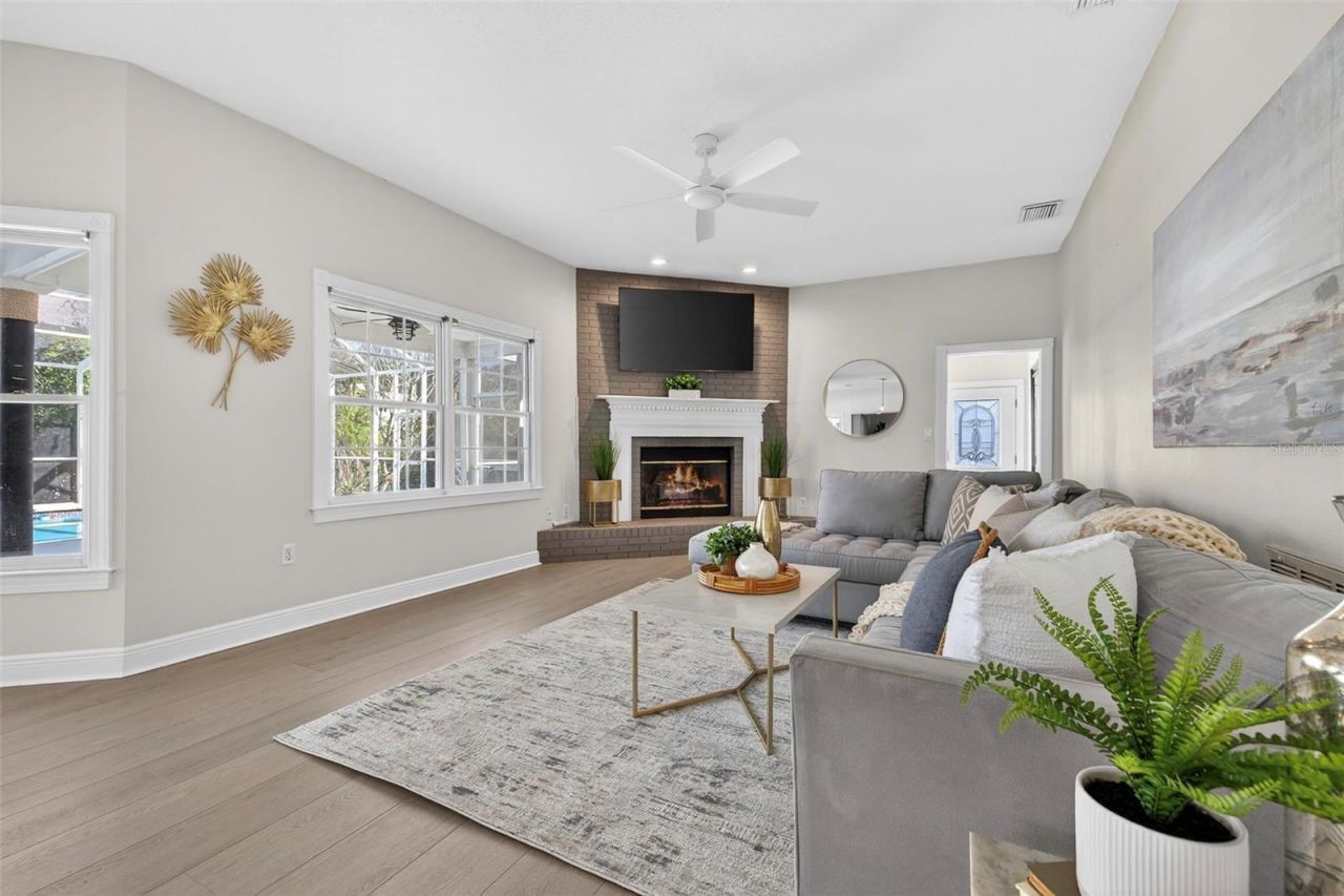 8667 Burning Tree Circle, Seminole, FL 33777 Photo