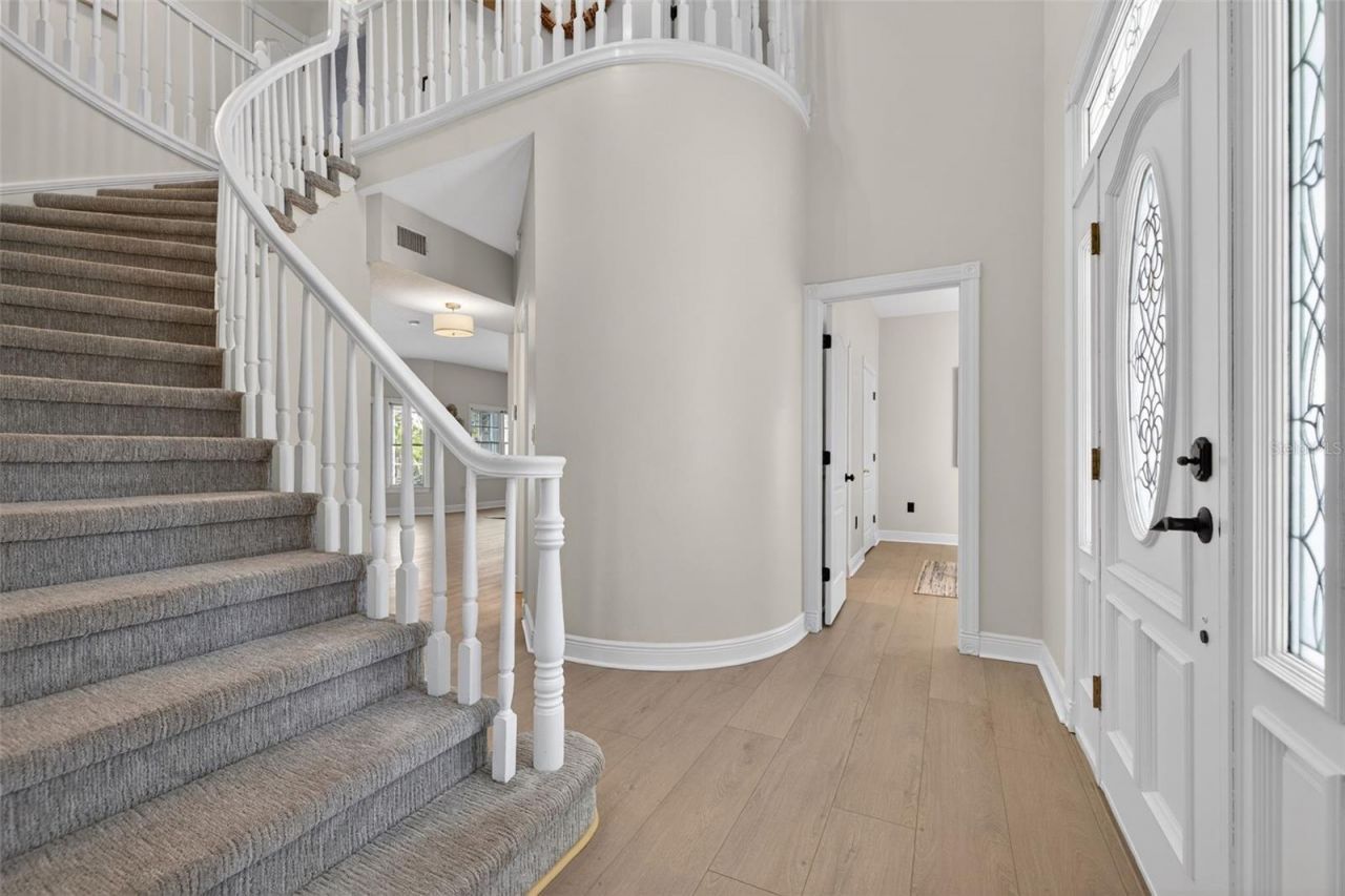 8667 Burning Tree Circle, Seminole, FL 33777 Photo