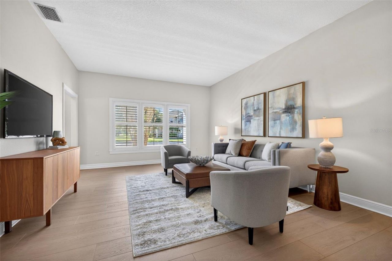 8667 Burning Tree Circle, Seminole, FL 33777 Photo