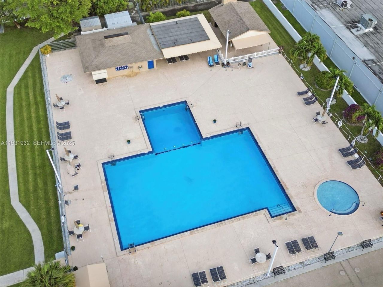 2421 SW 53rd Street, Fort Lauderdale, FL 33312 Photo