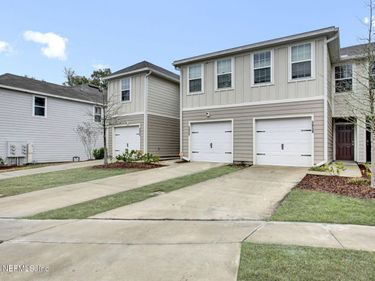 5958 CREEKSIDE CROSSING Drive, Jacksonville, FL 32210