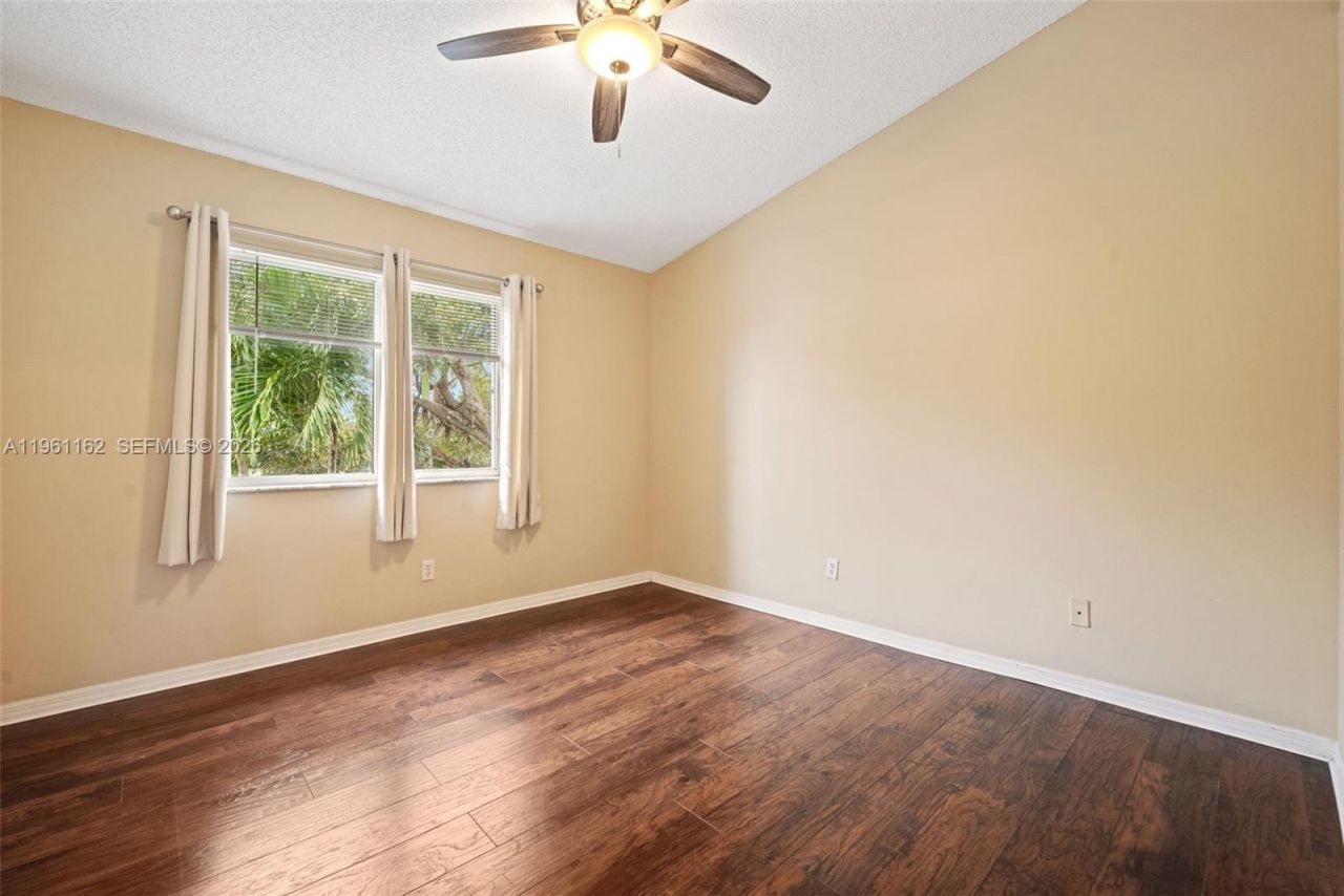 20807 NW 3rd Ct , Unit 2807, Pembroke Pines, FL 33029 Photo