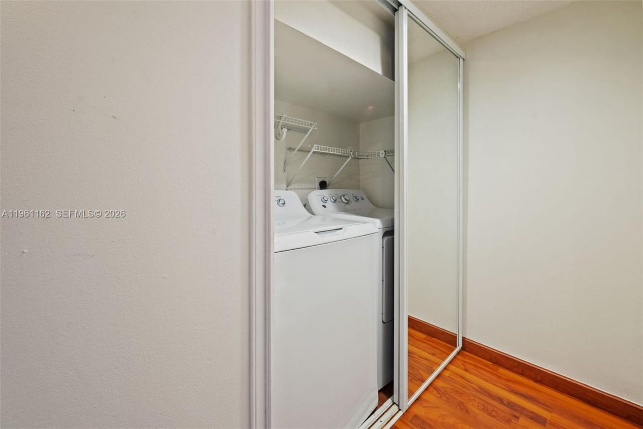 20807 NW 3rd Ct , Unit 2807, Pembroke Pines, FL 33029 Photo