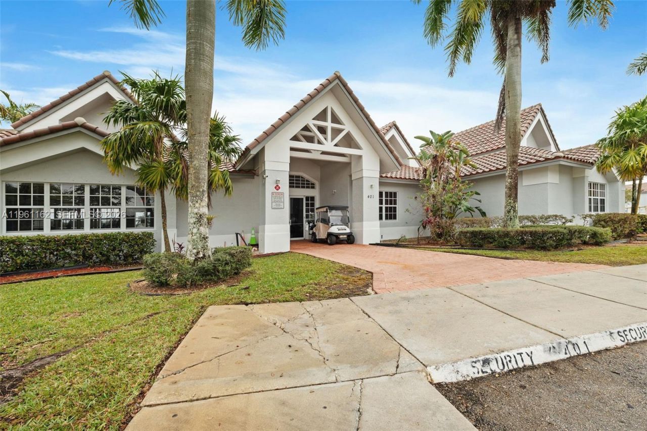 20807 NW 3rd Ct , Unit 2807, Pembroke Pines, FL 33029 Photo