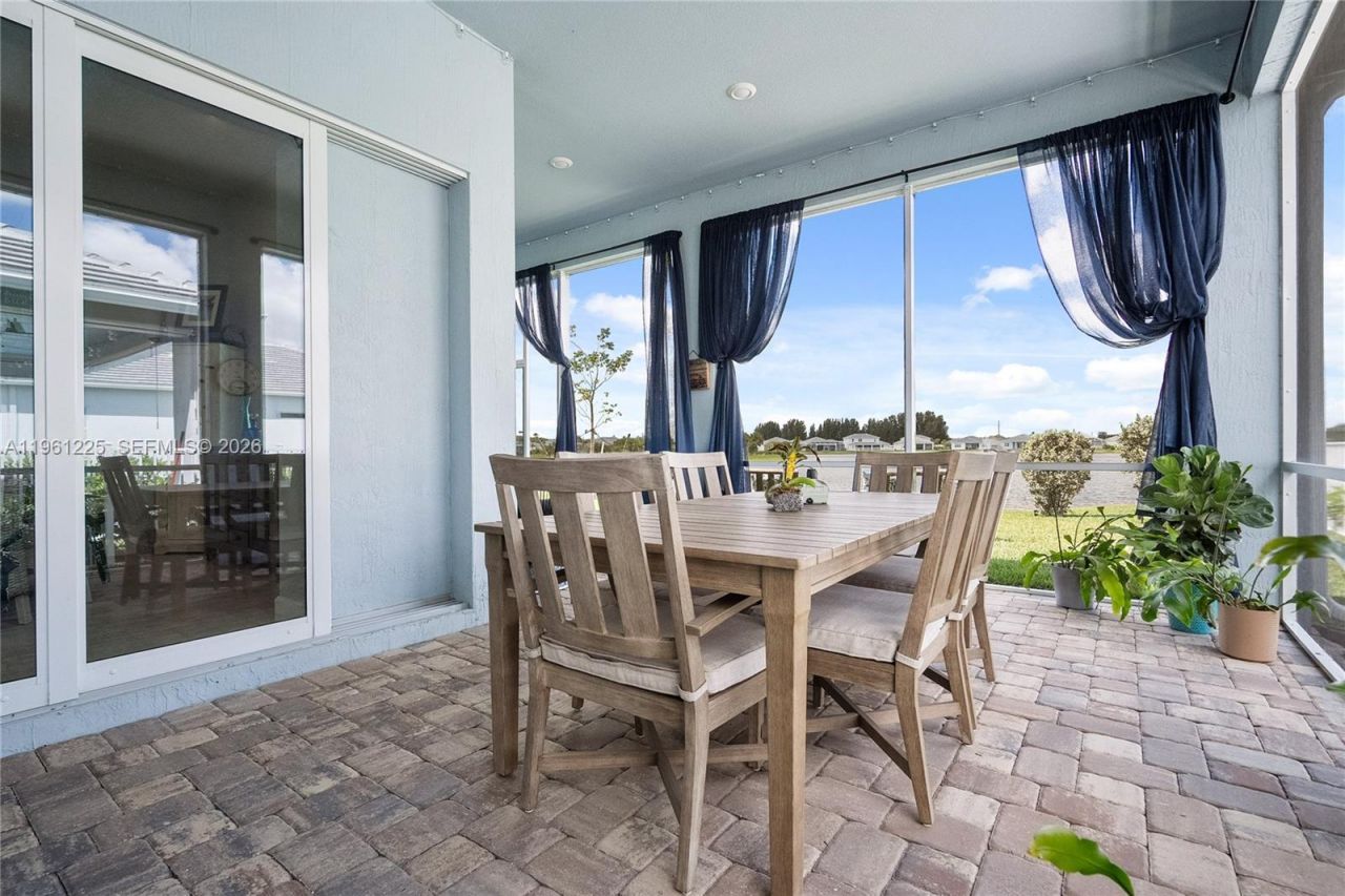 9734 SW Meridian Way, Stuart, FL 34997 Photo