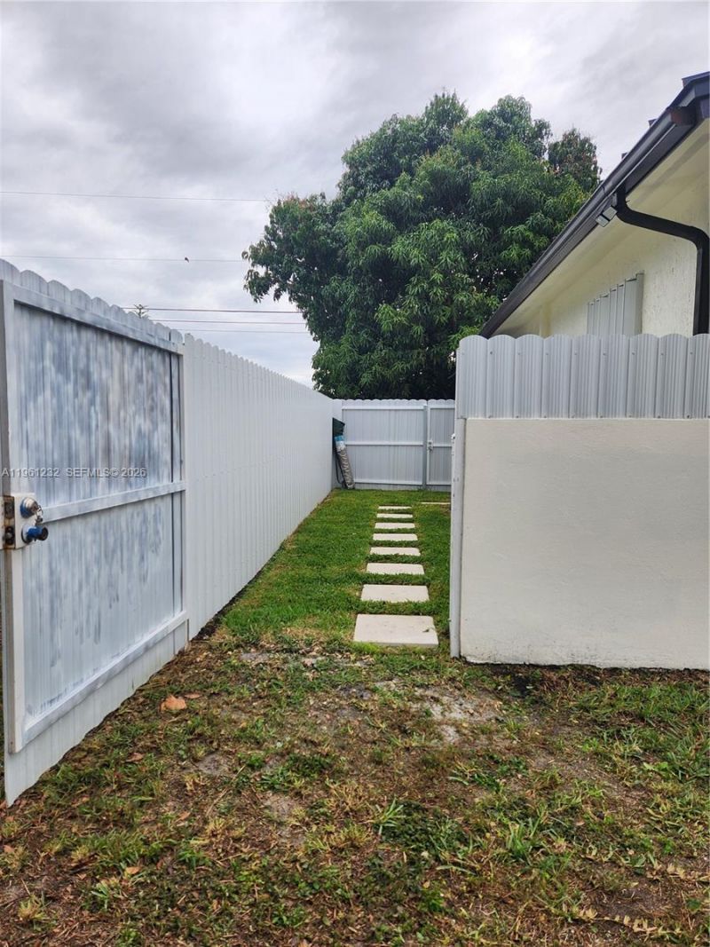 12460 SW 187th Ter, Unit 1, Miami, FL 33177 Photo