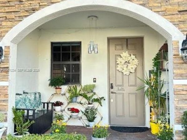 2703 NW 55th Ave, Margate, FL 33063