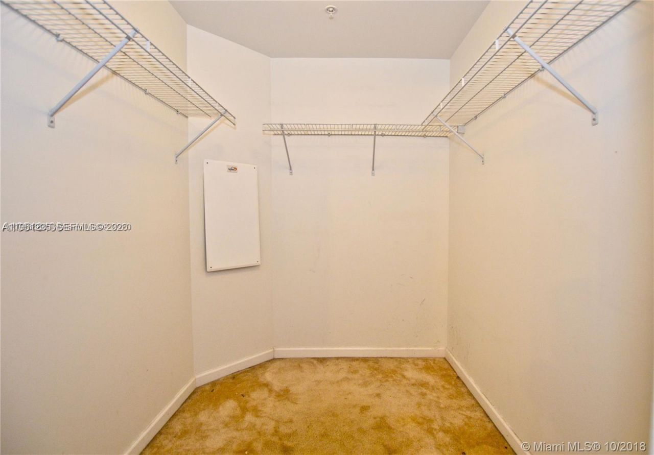 7900 Harbor Island Dr, Unit 806, North Bay Village, FL 33141 Photo