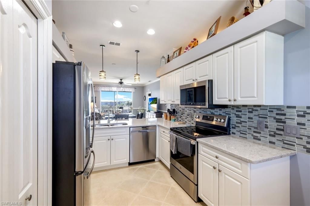 16655 Lake Circle Dr, Unit 845, Fort Myers, FL 33908 Photo