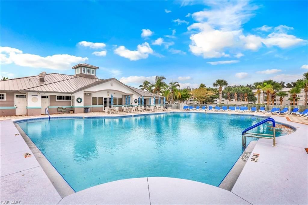 16655 Lake Circle Dr, Unit 845, Fort Myers, FL 33908 Photo