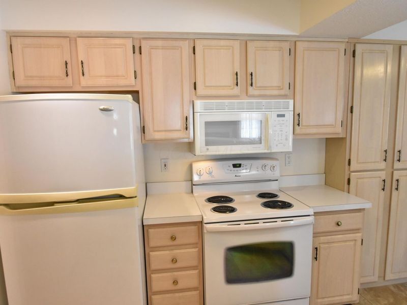 3146 Pine Manor Boulevard, Grove City, OH 43123 Photo 10