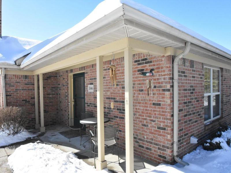 3146 Pine Manor Boulevard, Grove City, OH 43123 Photo 2