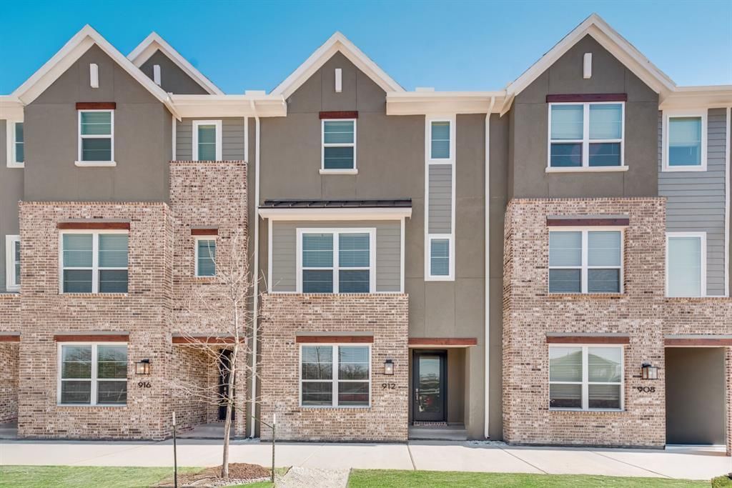 732 Ash Road, Plano, TX 75075 Main Photo