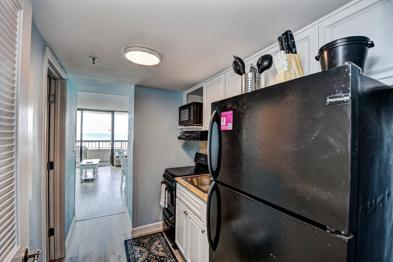 2401 S Ocean Blvd. Photo 12