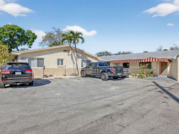 2500 SW 18th Terrace, Unit 3, Fort Lauderdale, FL 33315