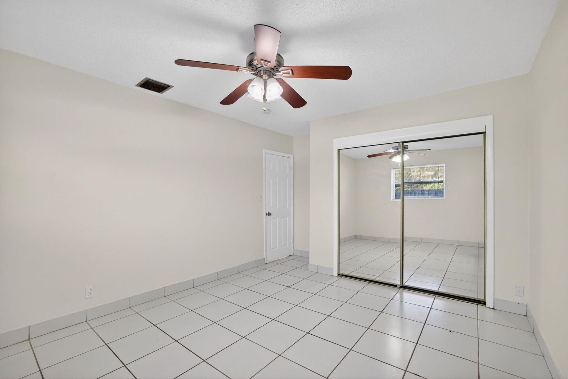 2500 SW 18th Terrace, Unit 3, Fort Lauderdale, FL 33315 Photo