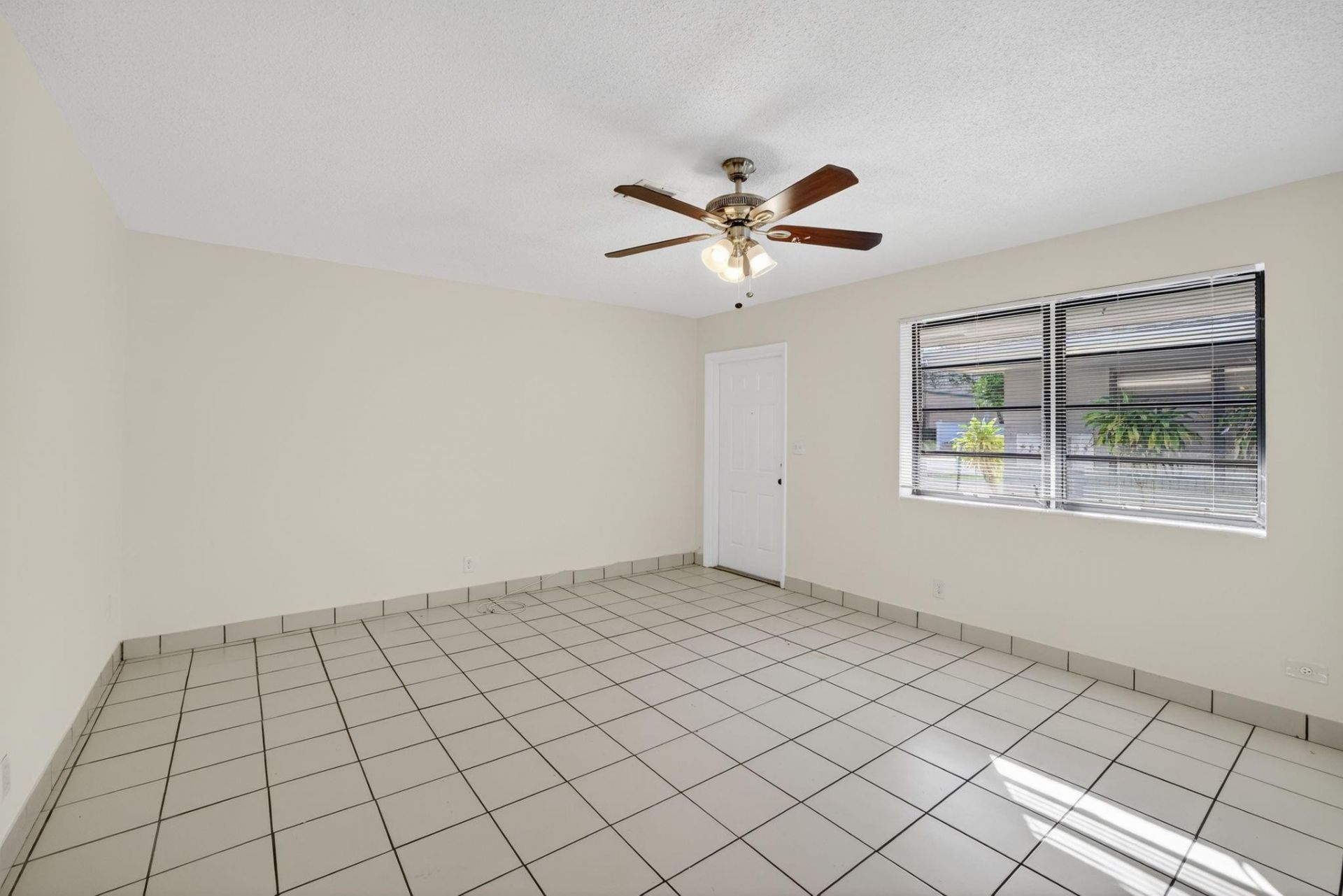 2500 SW 18th Terrace, Unit 3, Fort Lauderdale, FL 33315 Photo