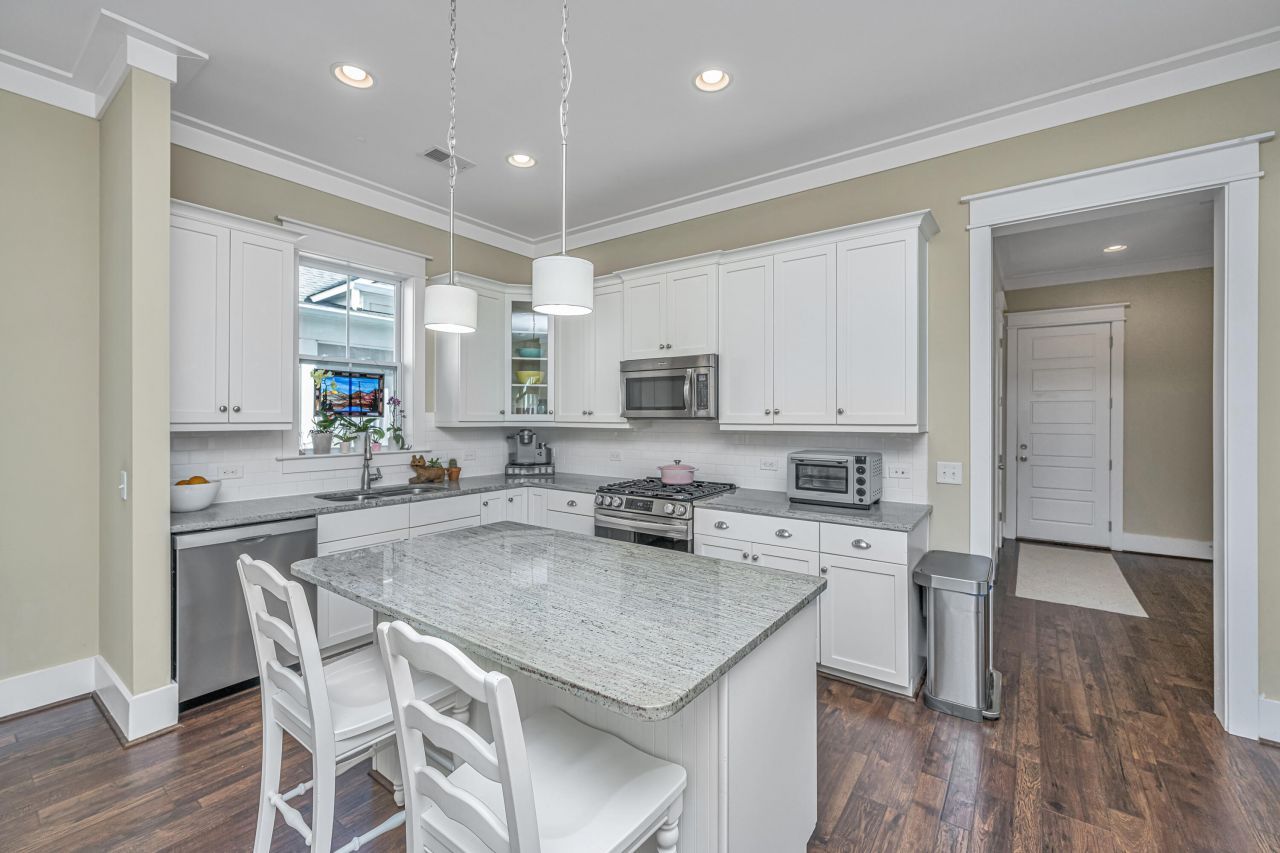 2810 Rivertowne Parkway Photo 13