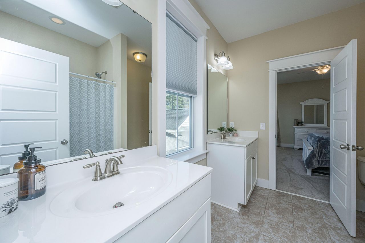 2810 Rivertowne Parkway Photo 25