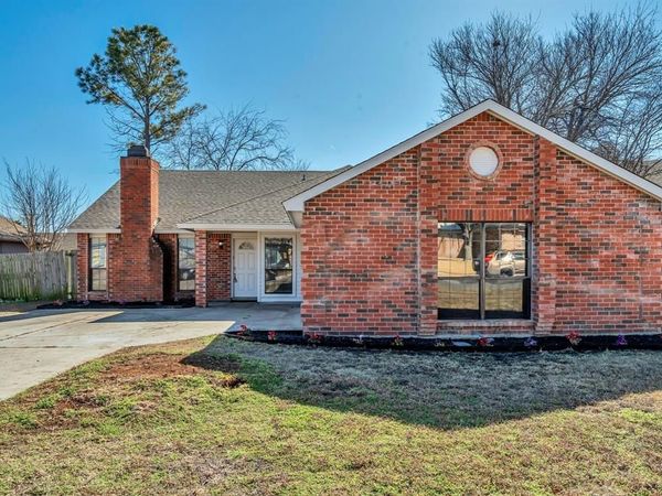 1508 Rockdale Drive, Arlington, TX 76018