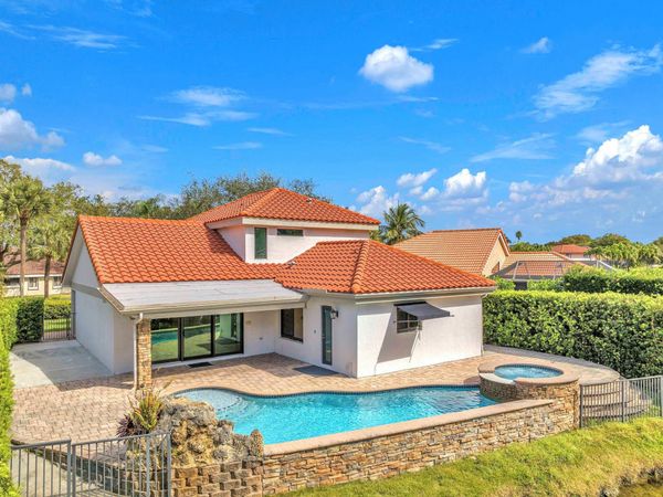 1830 NW 97th Avenue, Plantation, FL 33322