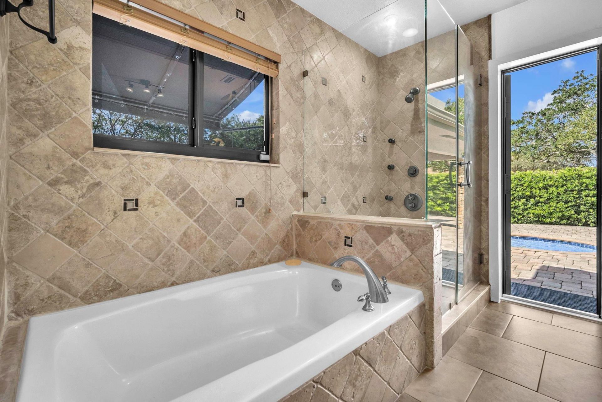 1830 NW 97th Avenue, Plantation, FL 33322 Photo