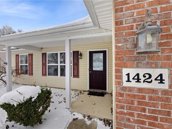 1424 Michael Drive, Troy, OH 45373