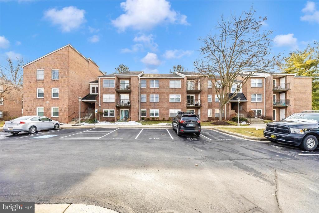 200 Chapel Court, Unit 107, Walkersville, MD 21793 Main Photo