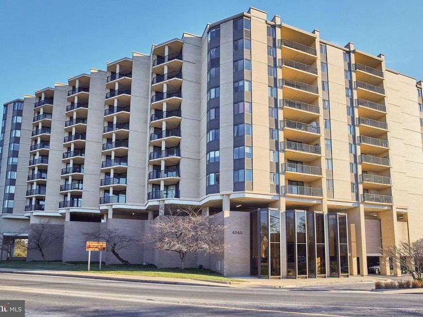 4242 East West Highway, Unit 308, Chevy Chase, MD 20815 Main Photo