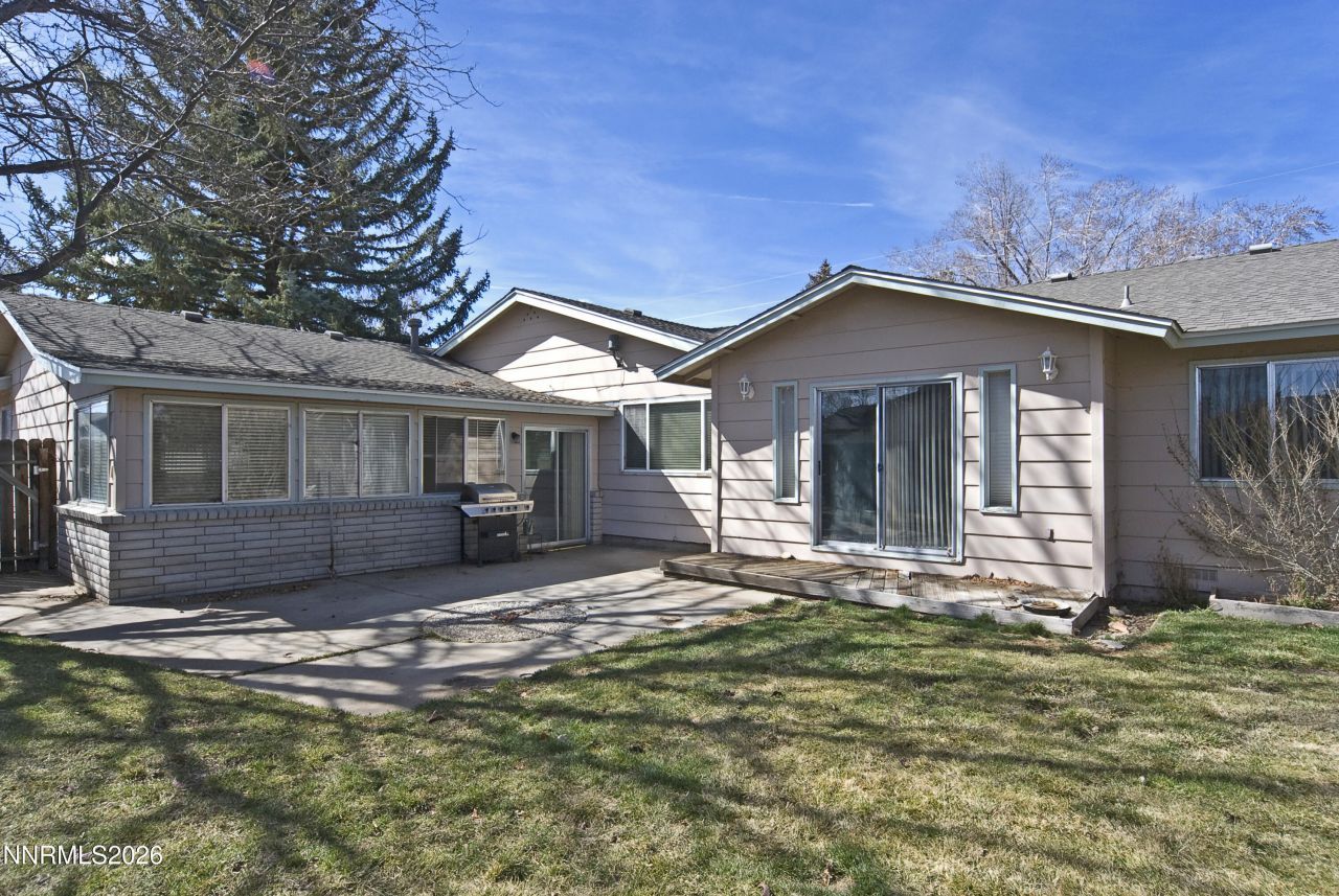 1611 Wildrose Drive, Minden, NV 89423 Photo