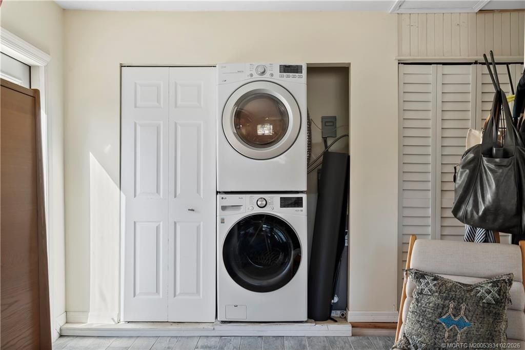 1092 SE Madison Avenue, Stuart, FL 34996 Photo