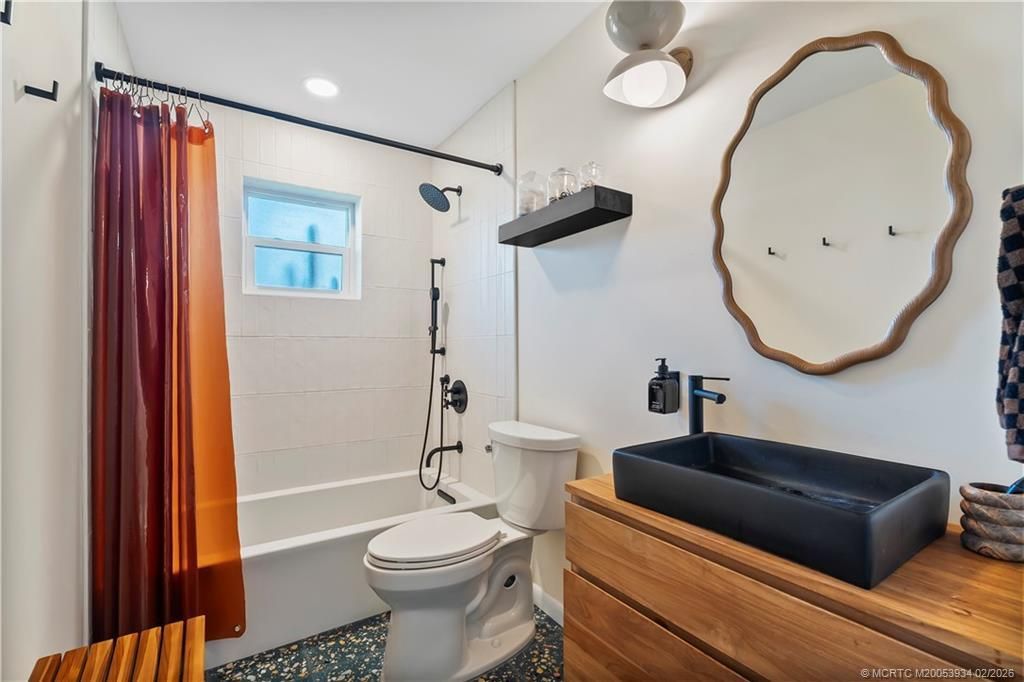 1092 SE Madison Avenue, Stuart, FL 34996 Photo