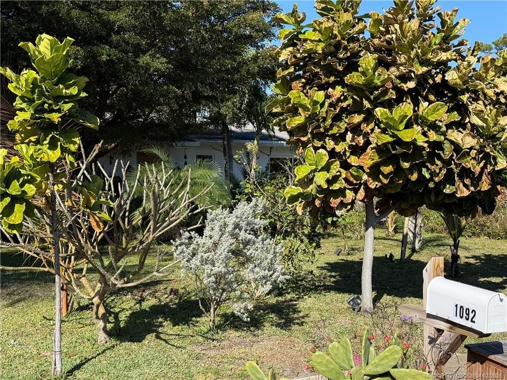 1092 SE Madison Avenue, Stuart, FL 34996 Photo