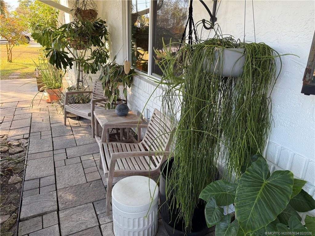 1092 SE Madison Avenue, Stuart, FL 34996 Photo