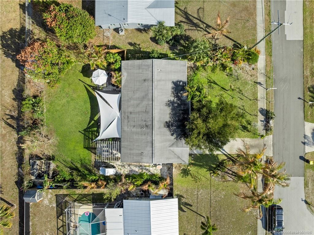 1092 SE Madison Avenue, Stuart, FL 34996 Photo