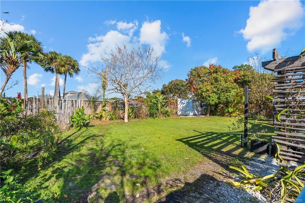 1092 SE Madison Avenue, Stuart, FL 34996 Photo